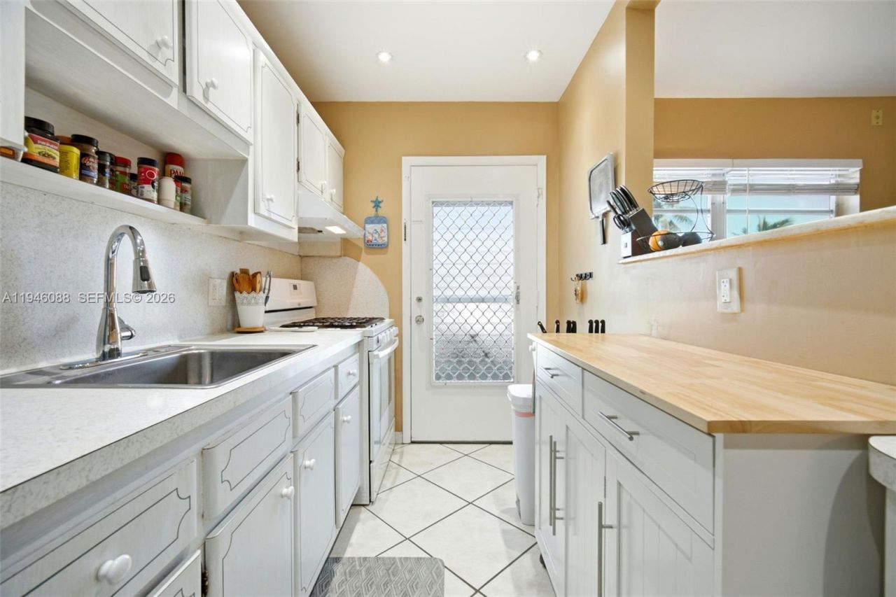 52 NE 204th St, Unit 6, Miami Gardens, FL 33179 Photo