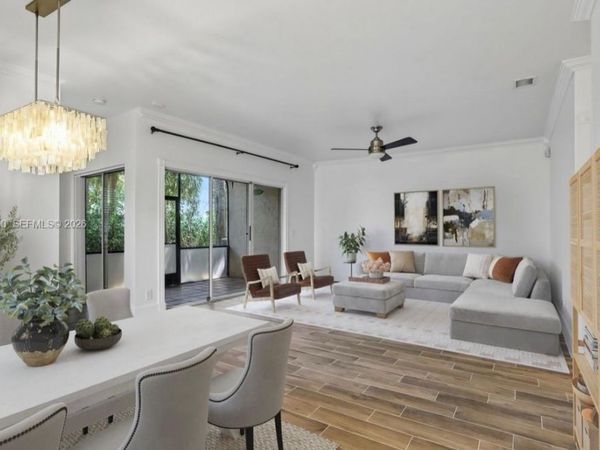 6582 Via Regina, Unit 6582, Boca Raton, FL 33433