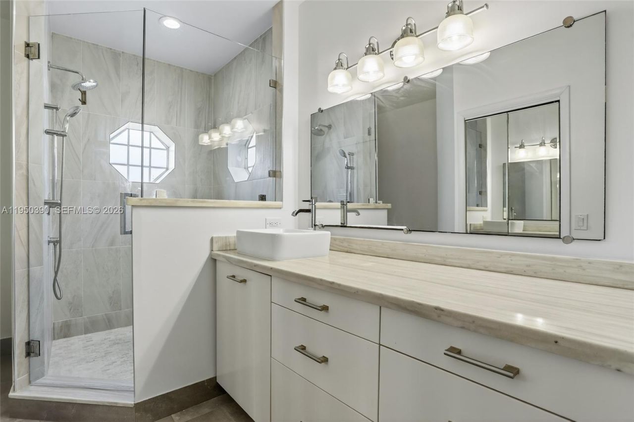 6582 Via Regina, Unit 6582, Boca Raton, FL 33433 Photo