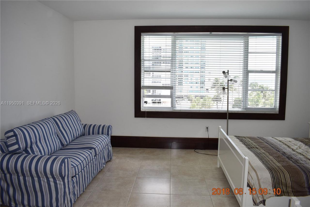 5255 Collins Ave, Unit 4F, Miami Beach, FL 33140 Photo