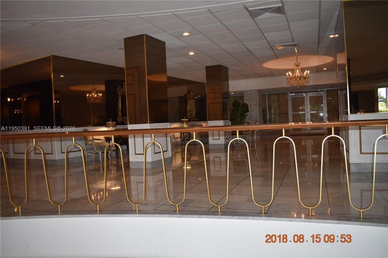 5255 Collins Ave, Unit 4F, Miami Beach, FL 33140 Photo