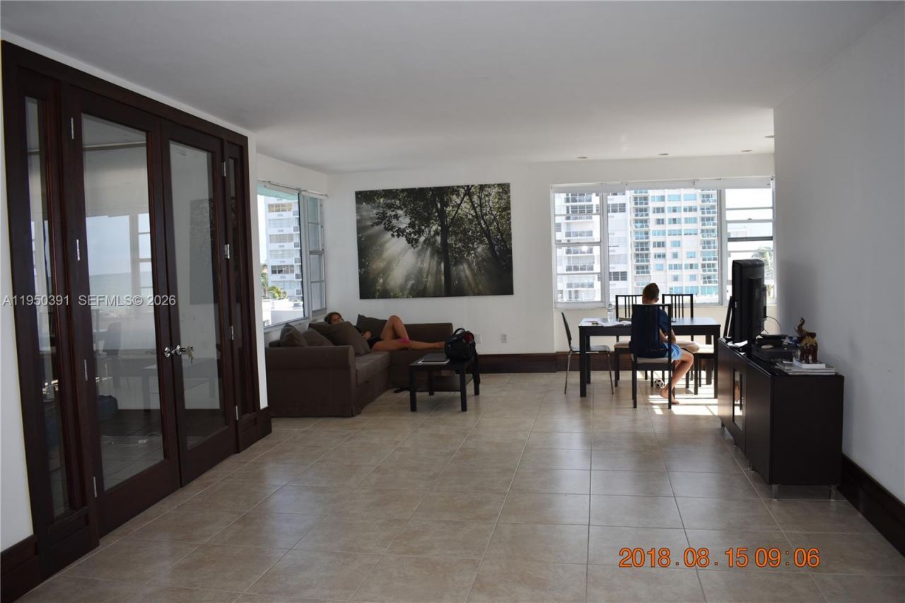 5255 Collins Ave, Unit 4F, Miami Beach, FL 33140 Photo
