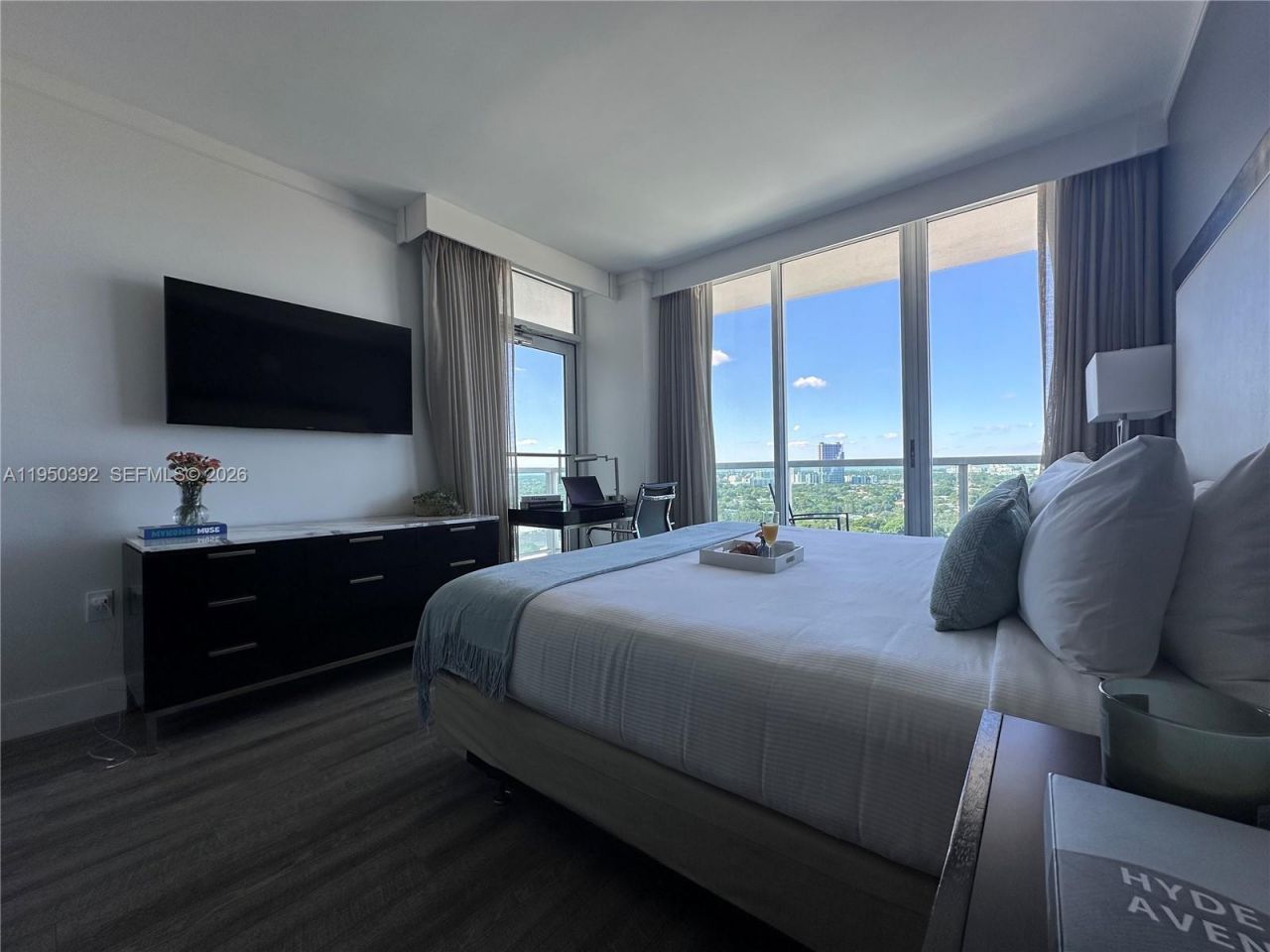 2889 Mcfarlane Rd , Unit 1812, Miami, FL 33133 Photo