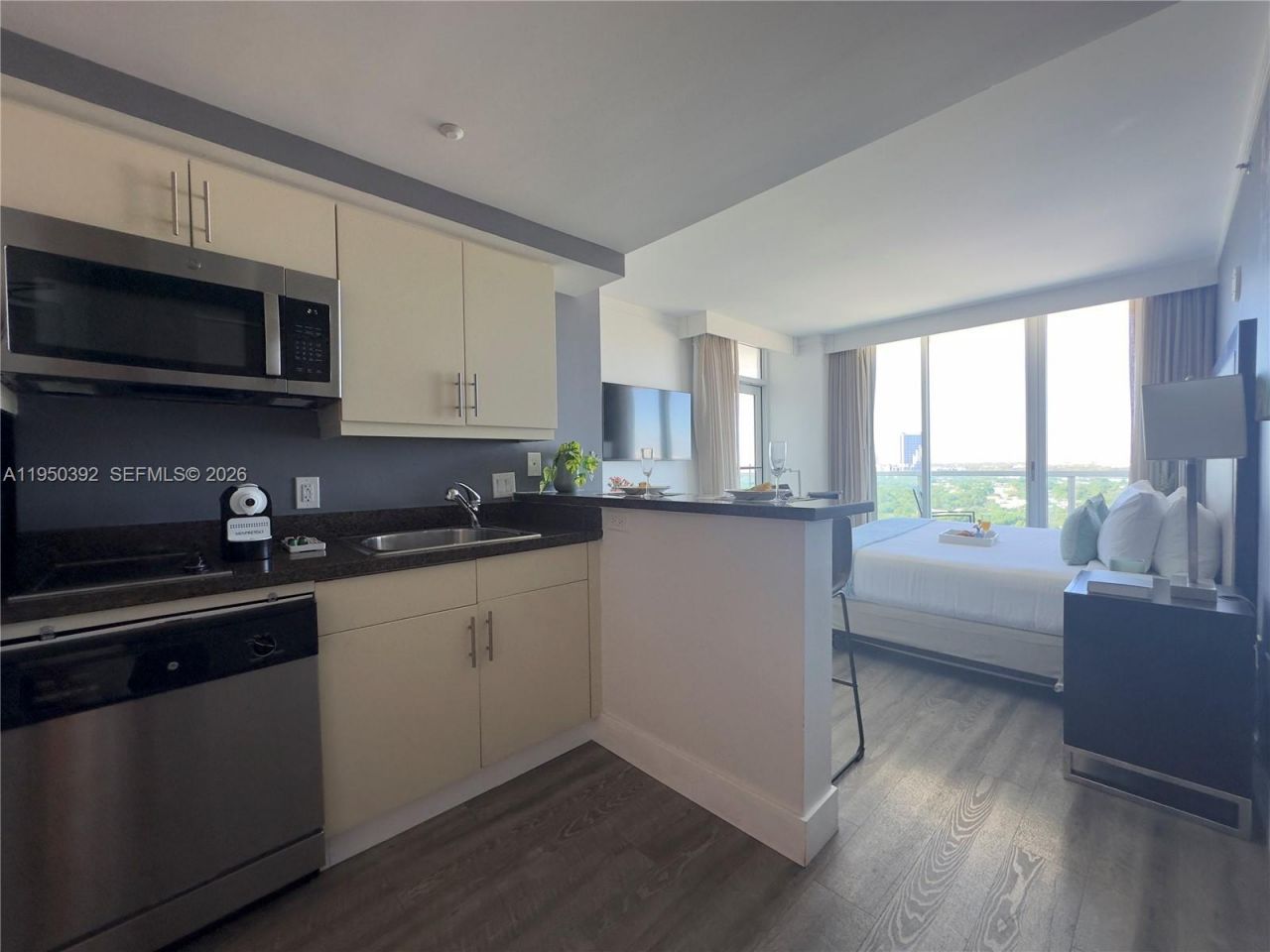 2889 Mcfarlane Rd , Unit 1812, Miami, FL 33133 Photo