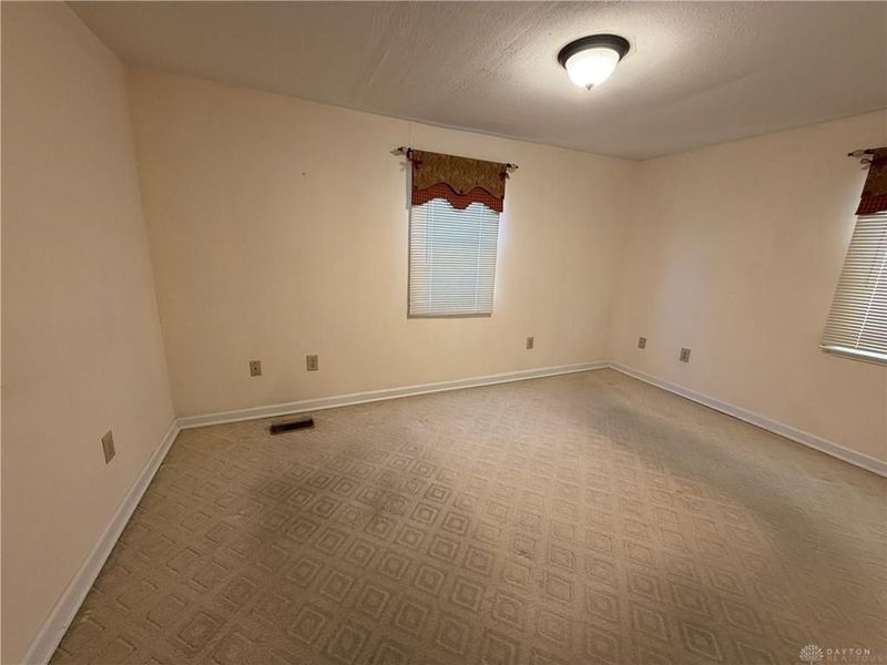 6638 New Burlington Road, Waynesville, OH 45068 Photo 9