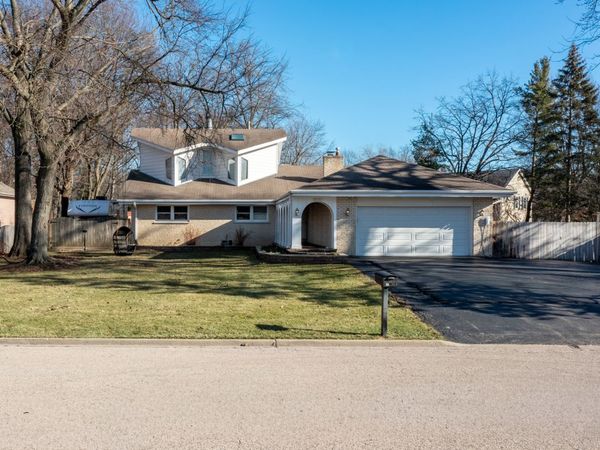 3000 California Avenue, Palatine, IL 60067