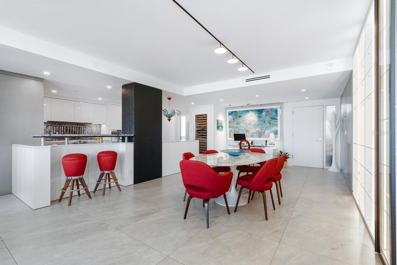 1255 N Gulfstream Avenue, Unit 607, Sarasota, FL 34236 Photo