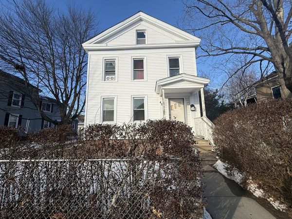 42 Florence St, Springfield, MA 01105