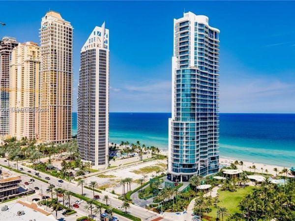 210 174th St, Unit 2110, Sunny Isles Beach, FL 33160