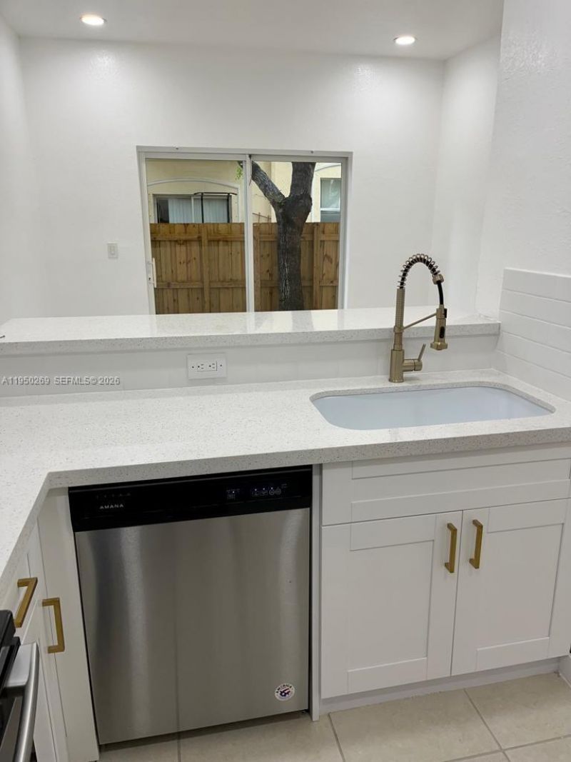 1651 SE 28th Ct , Unit 105, Homestead, FL 33035 Photo