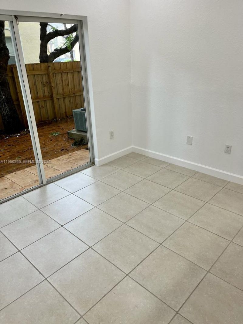 1651 SE 28th Ct , Unit 105, Homestead, FL 33035 Photo