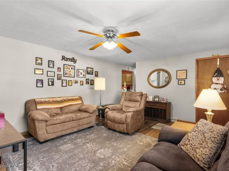 557 Windamere Avenue NW, Massillon, OH 44646 Photo 11