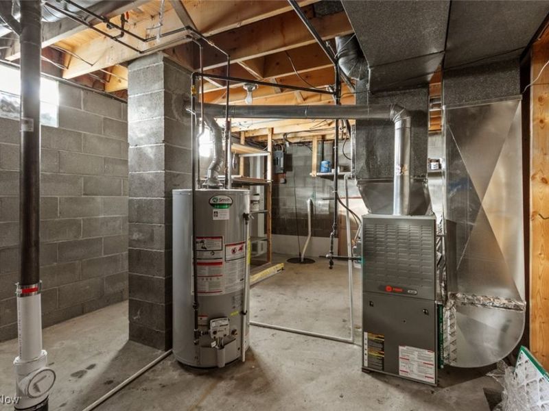 557 Windamere Avenue NW, Massillon, OH 44646 Photo 26