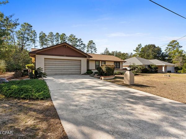 1945 Shenandoah Boulevard, Chipley, FL 32428