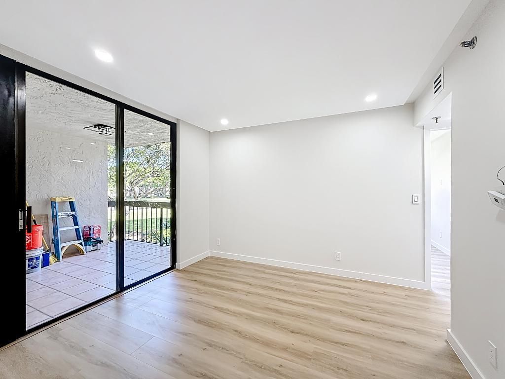 955 Egret Circle, Unit B-207, Delray Beach, FL 33444 Photo