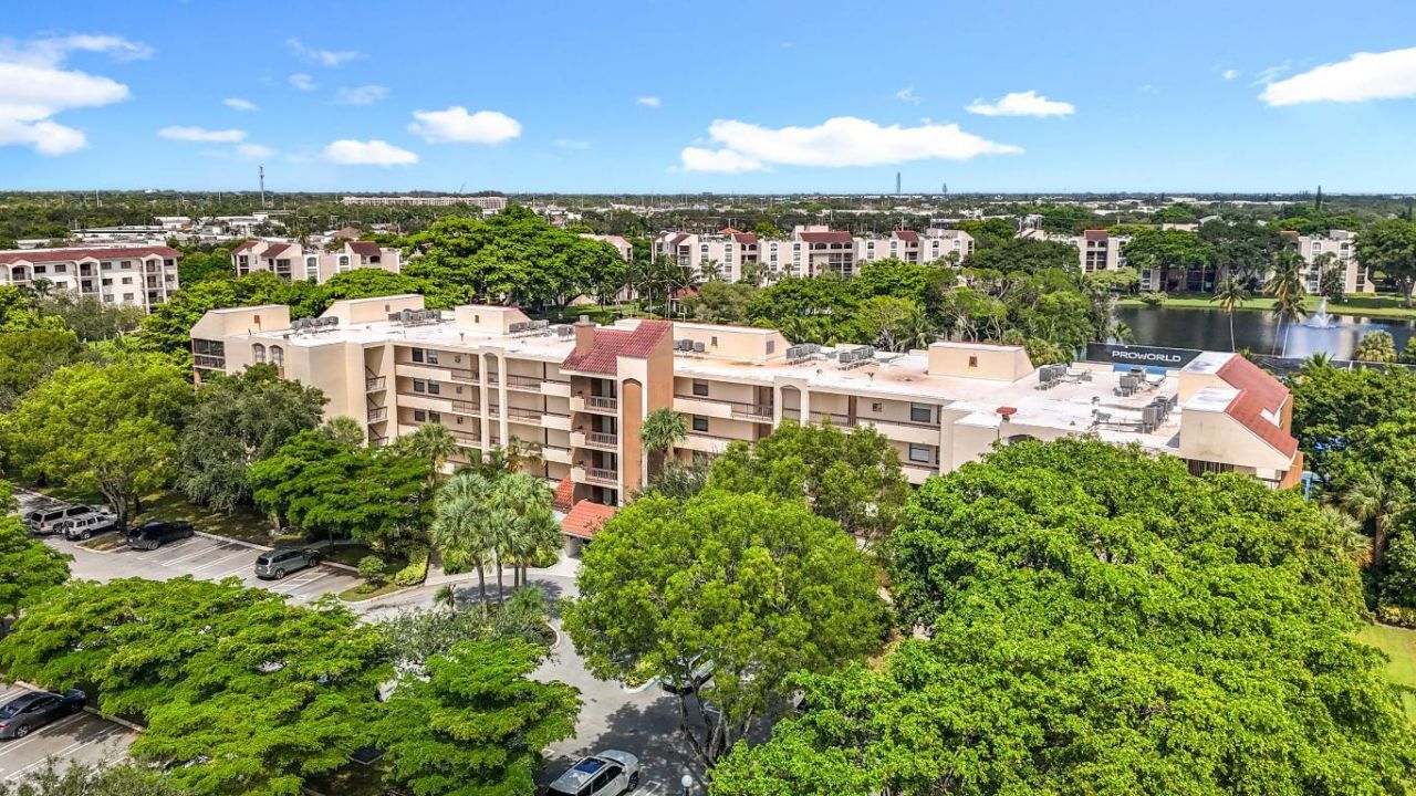 955 Egret Circle, Unit B-207, Delray Beach, FL 33444 Photo