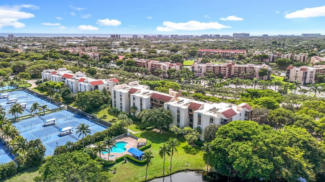 955 Egret Circle, Unit B-207, Delray Beach, FL 33444 Photo