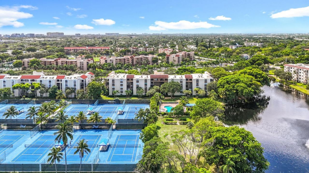 955 Egret Circle, Unit B-207, Delray Beach, FL 33444 Photo