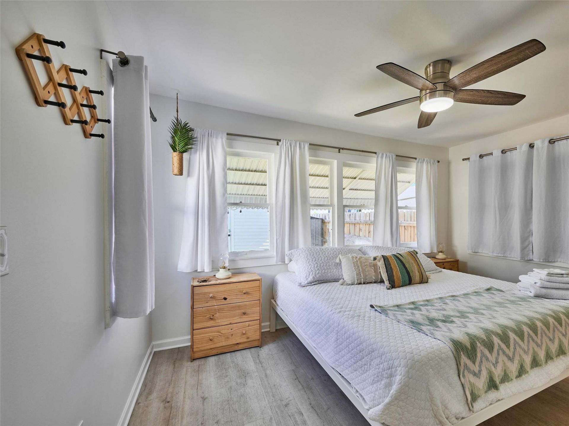 306 N J Street, Lake Worth Beach, FL 33460 Photo