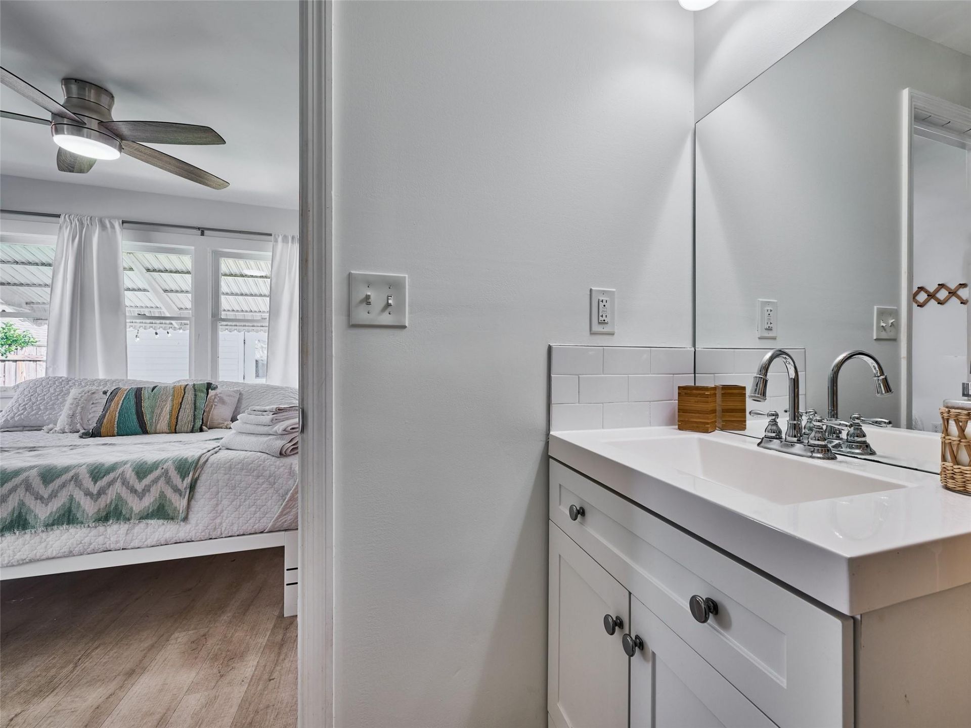 306 N J Street, Lake Worth Beach, FL 33460 Photo