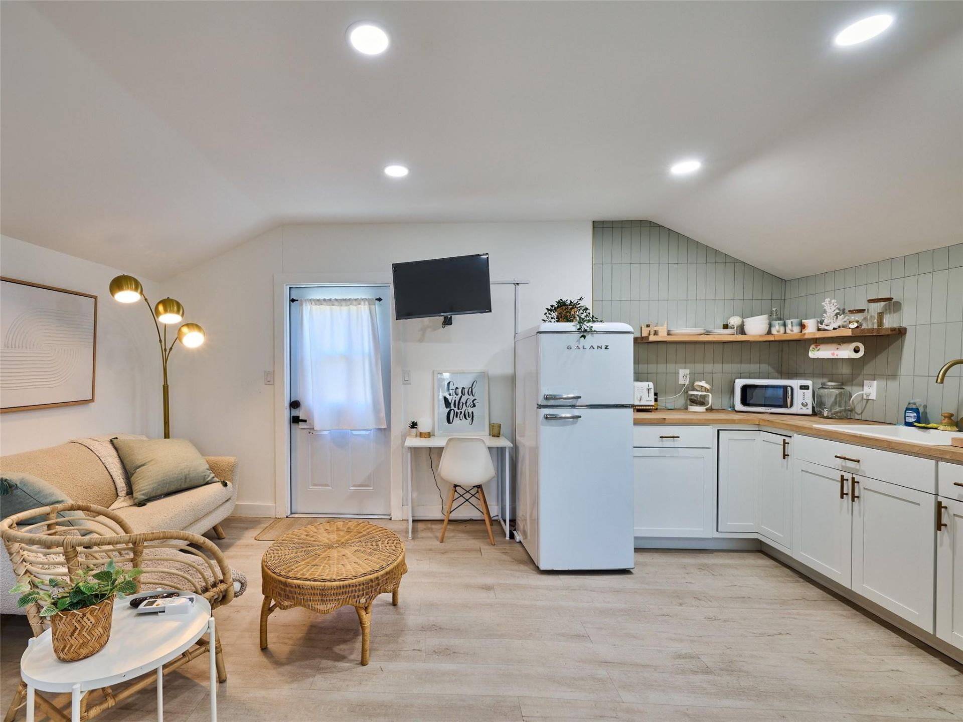 306 N J Street, Lake Worth Beach, FL 33460 Photo