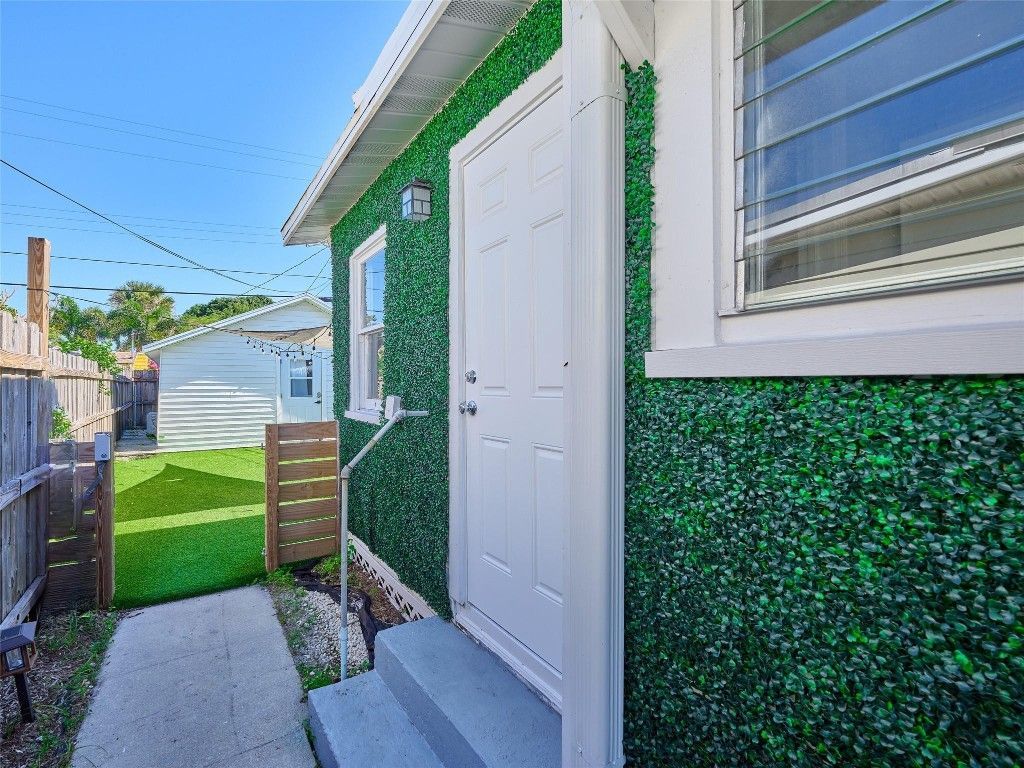 306 N J St, Lake Worth Beach, FL 33460 Photo