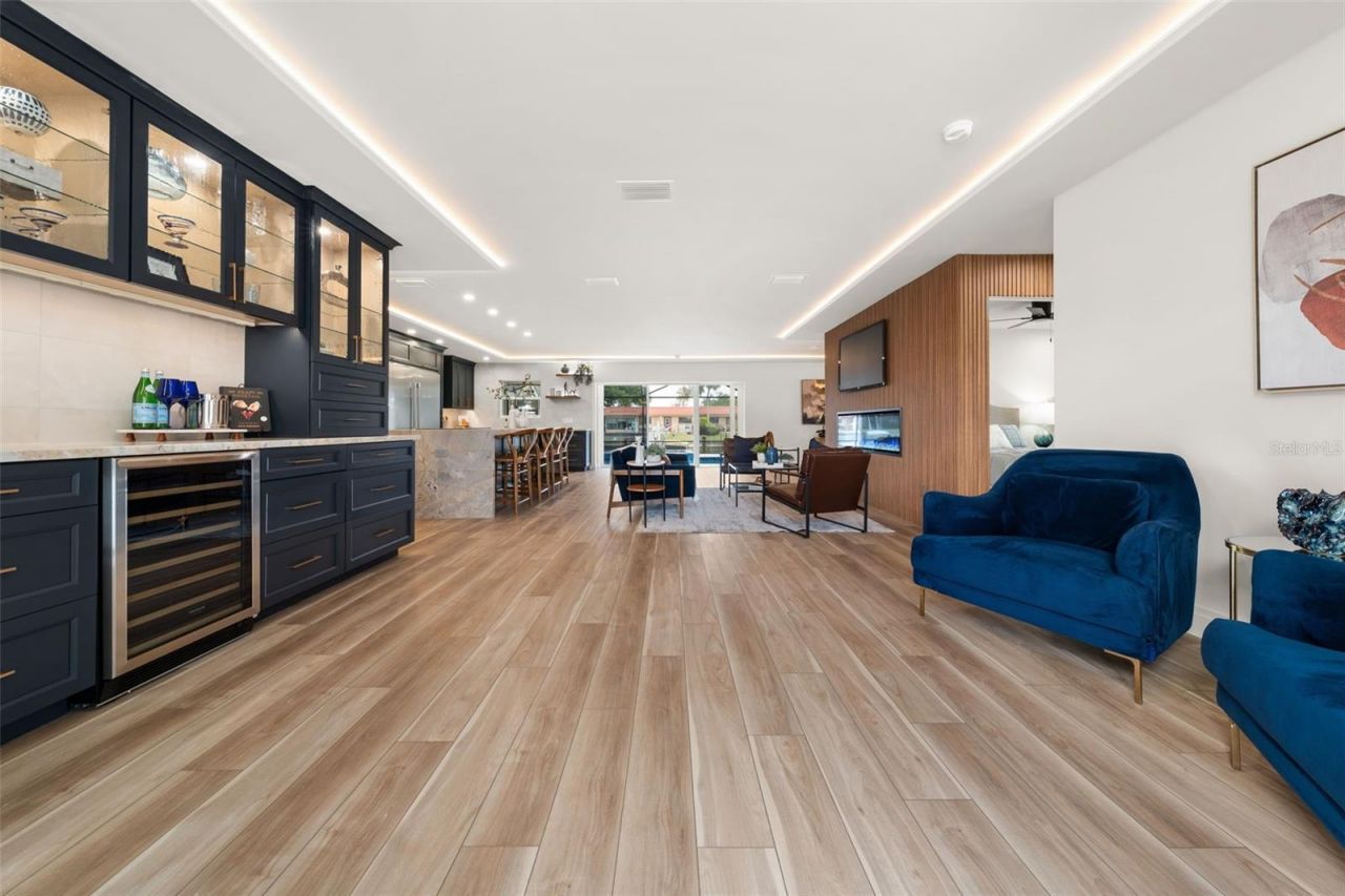 4119 Royal Palm Drive, Bradenton, FL 34210 Photo