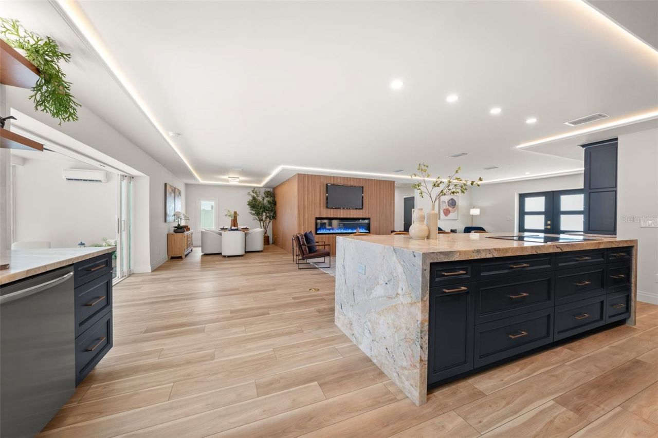 4119 Royal Palm Drive, Bradenton, FL 34210 Photo