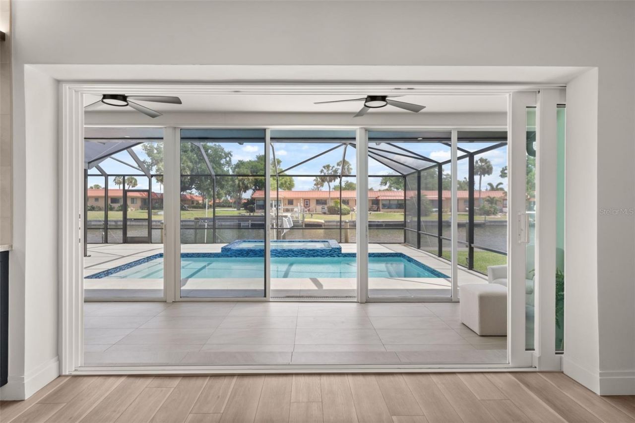 4119 Royal Palm Drive, Bradenton, FL 34210 Photo