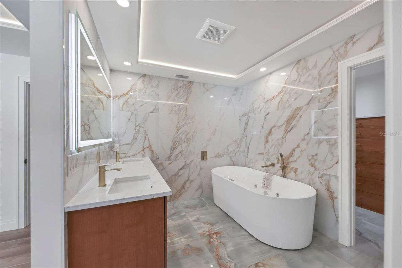 4119 Royal Palm Drive, Bradenton, FL 34210 Photo