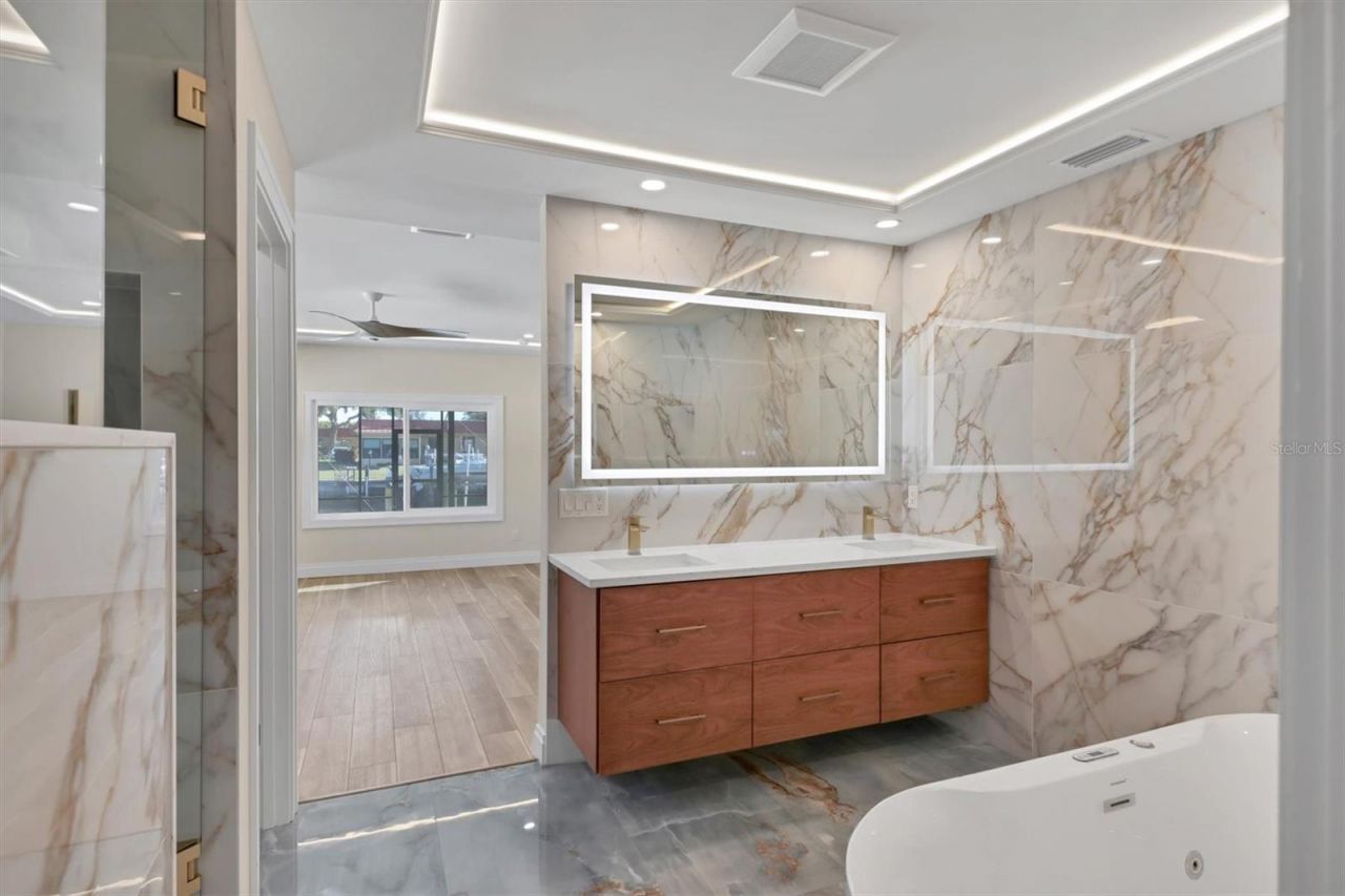 4119 Royal Palm Drive, Bradenton, FL 34210 Photo