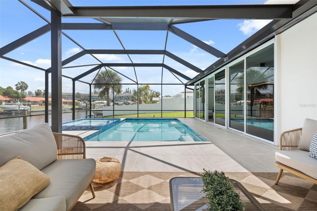 4119 Royal Palm Drive, Bradenton, FL 34210 Photo