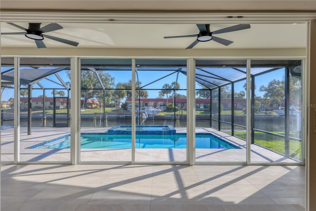 4119 Royal Palm Drive, Bradenton, FL 34210 Photo