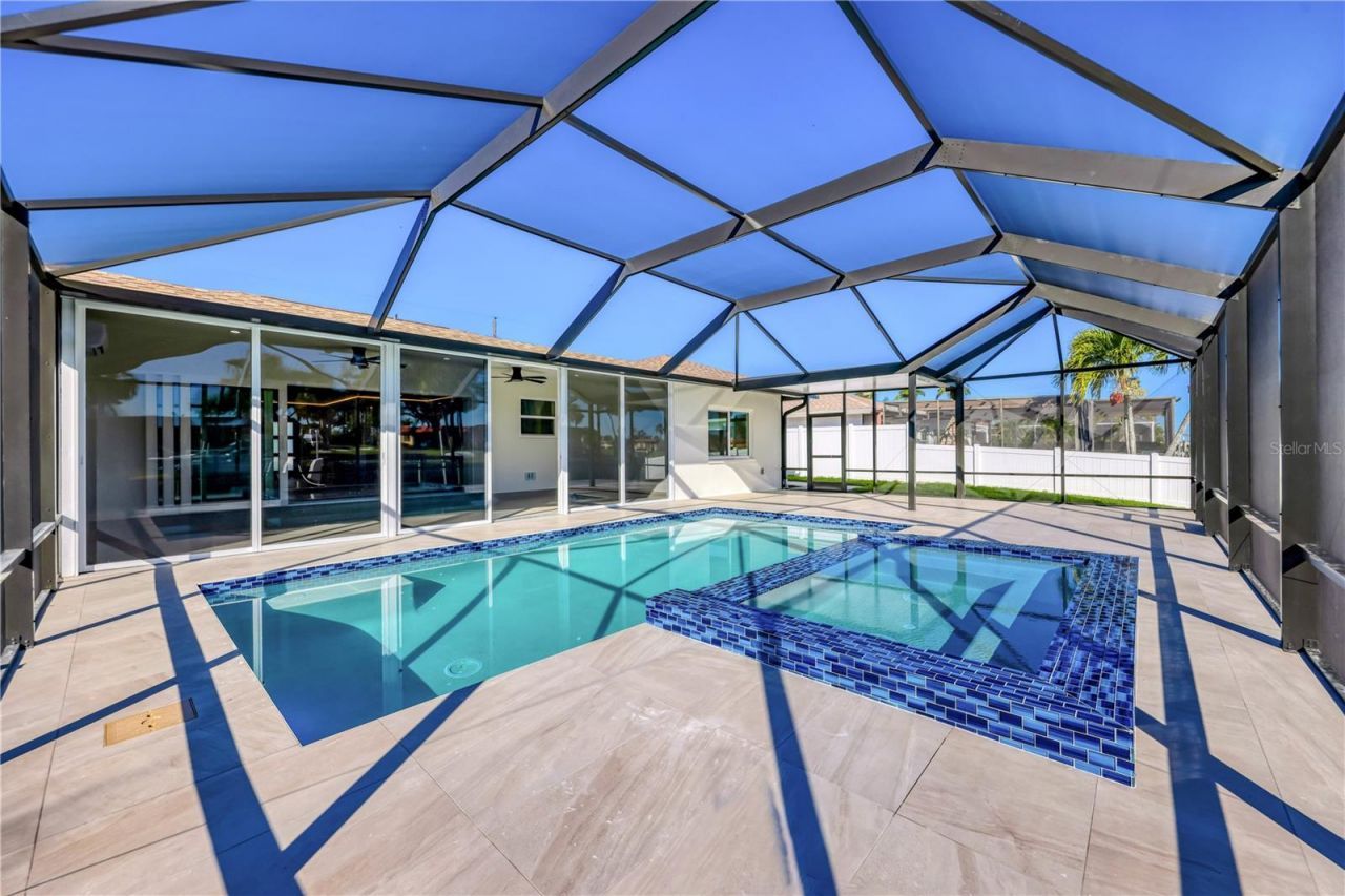 4119 Royal Palm Drive, Bradenton, FL 34210 Photo