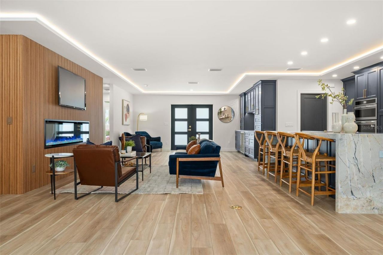 4119 Royal Palm Drive, Bradenton, FL 34210 Photo