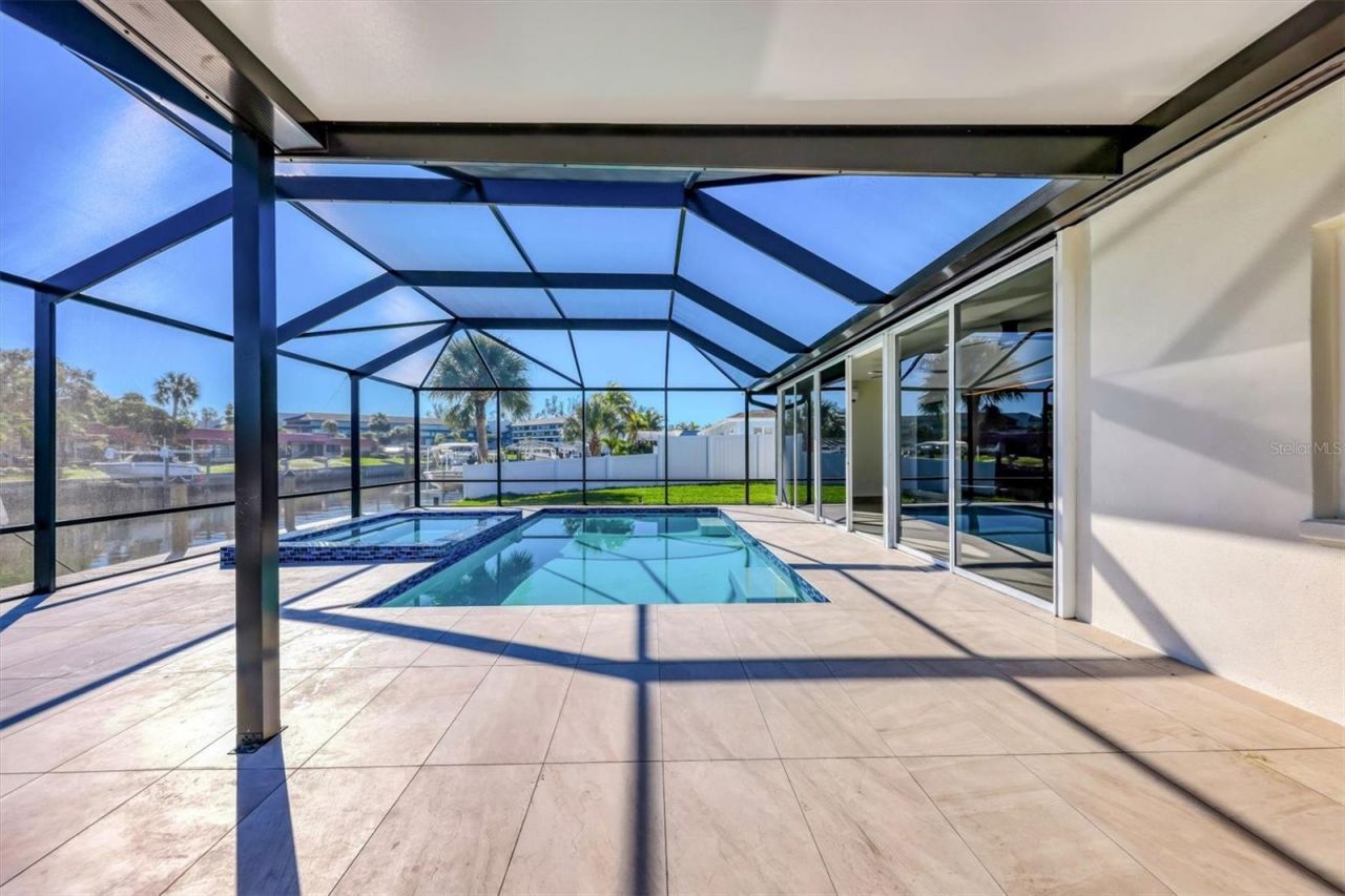 4119 Royal Palm Drive, Bradenton, FL 34210 Photo