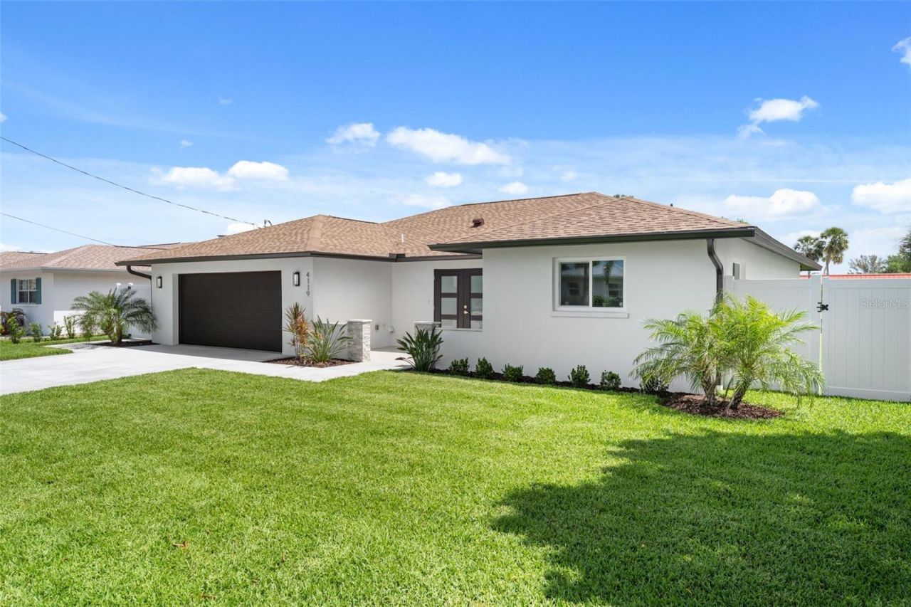 4119 Royal Palm Drive, Bradenton, FL 34210 Photo