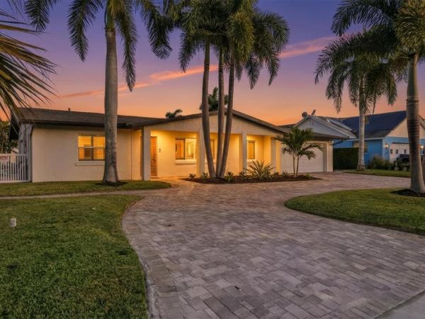 4111 PLUMOSA TERRACE, BRADENTON, FL 34210