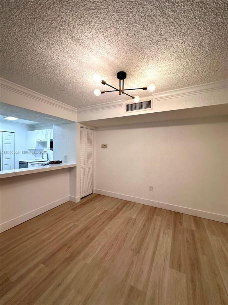 10795 SW 108th Ave, Unit 304, Miami, FL 33176 Photo