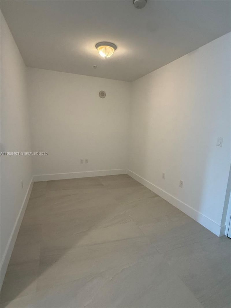 1111 SW 1st Ave, Unit 2717-N, Miami, FL 33130 Photo