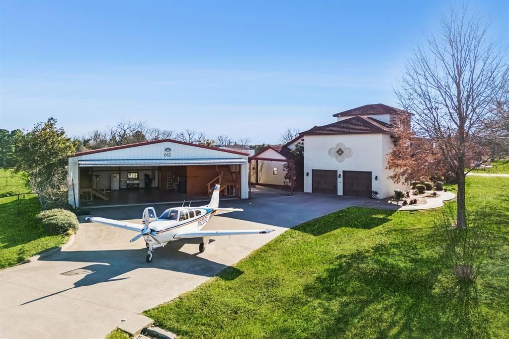 612 Private Road 7005, Edgewood, TX 75117 Main Photo