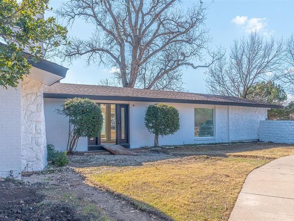 3640 Brookhaven Club Drive, Farmers Branch, TX 75234