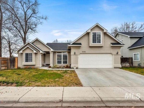 9596 W Donnabell Street, Boise, ID 83714