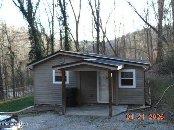 129 Moore Lane, Powell, TN 37849