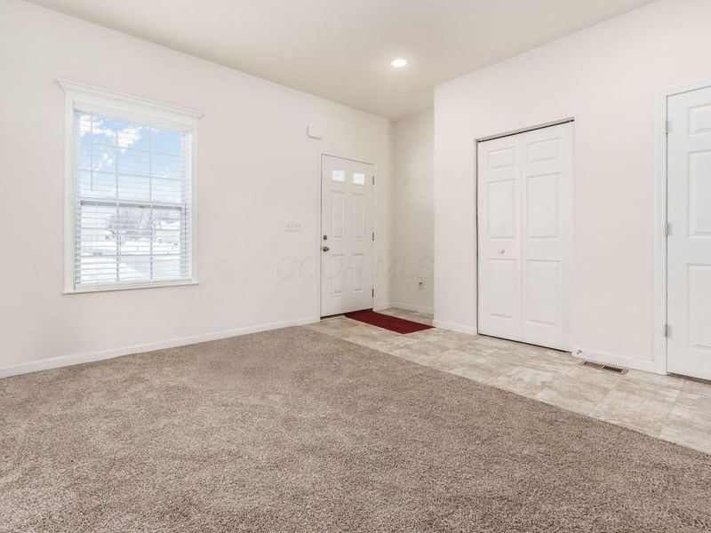 5135 Bitternut Lane, Groveport, OH 43125 Photo 2