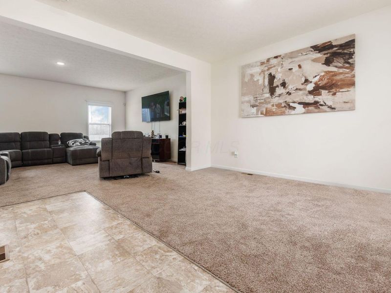 5135 Bitternut Lane, Groveport, OH 43125 Photo 3