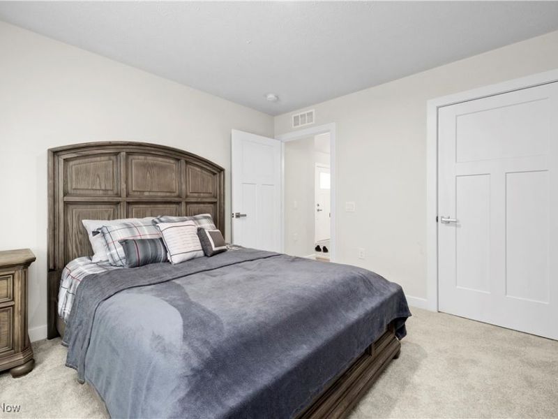 122 Eagle Circle, Amherst, OH 44001 Photo 18