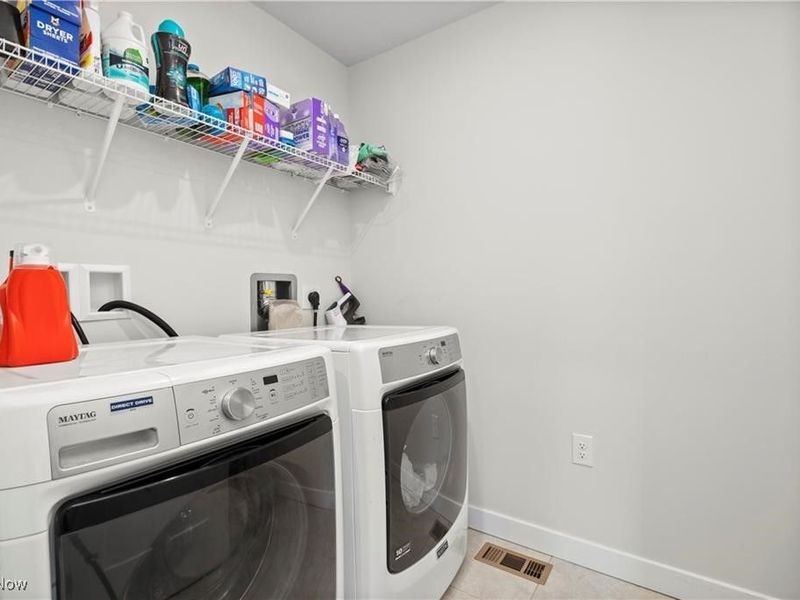 122 Eagle Circle, Amherst, OH 44001 Photo 27