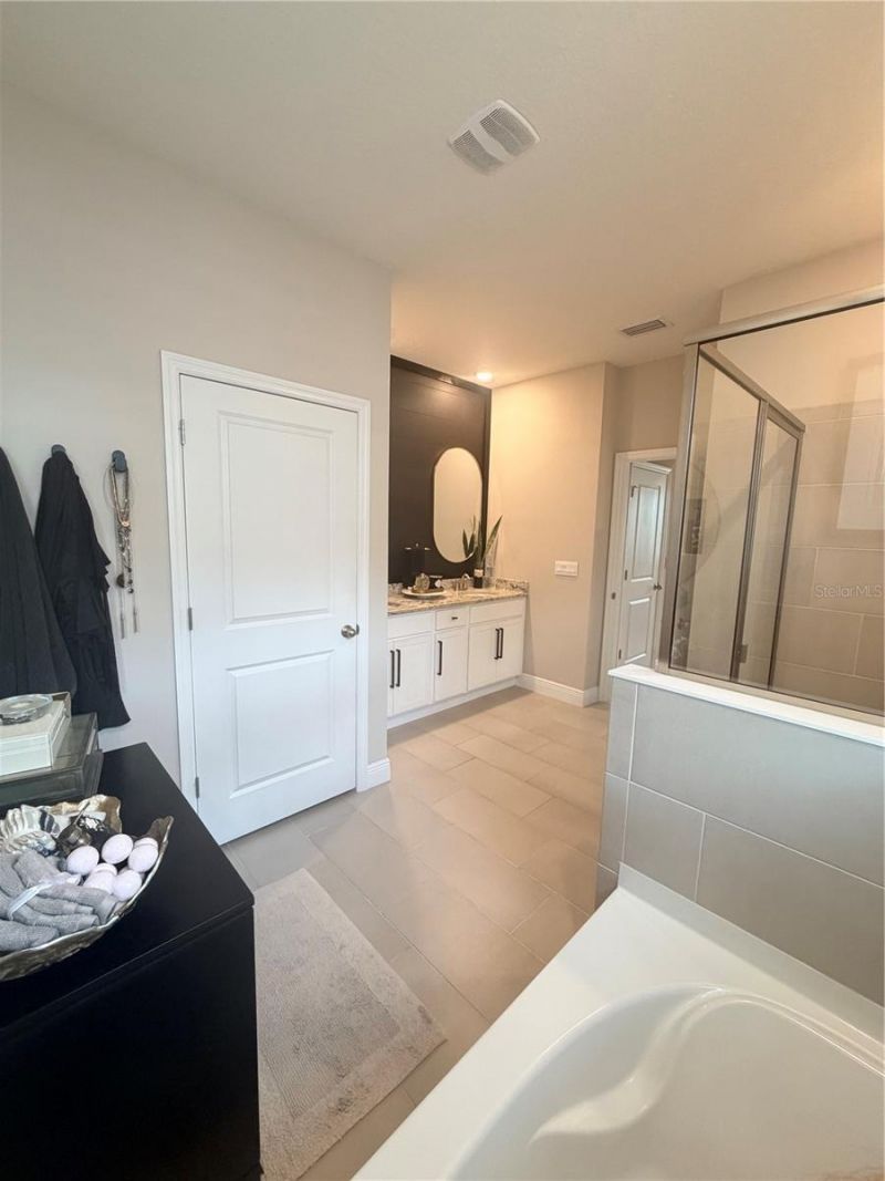 17715 Cantarina Cove, Lakewood Ranch, FL 34211 Photo