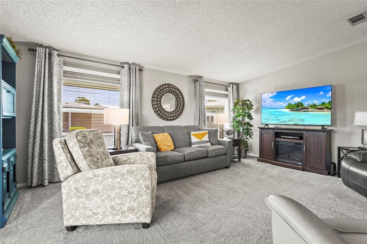 8470 Imperial Circle, Palmetto, FL 34221 Photo